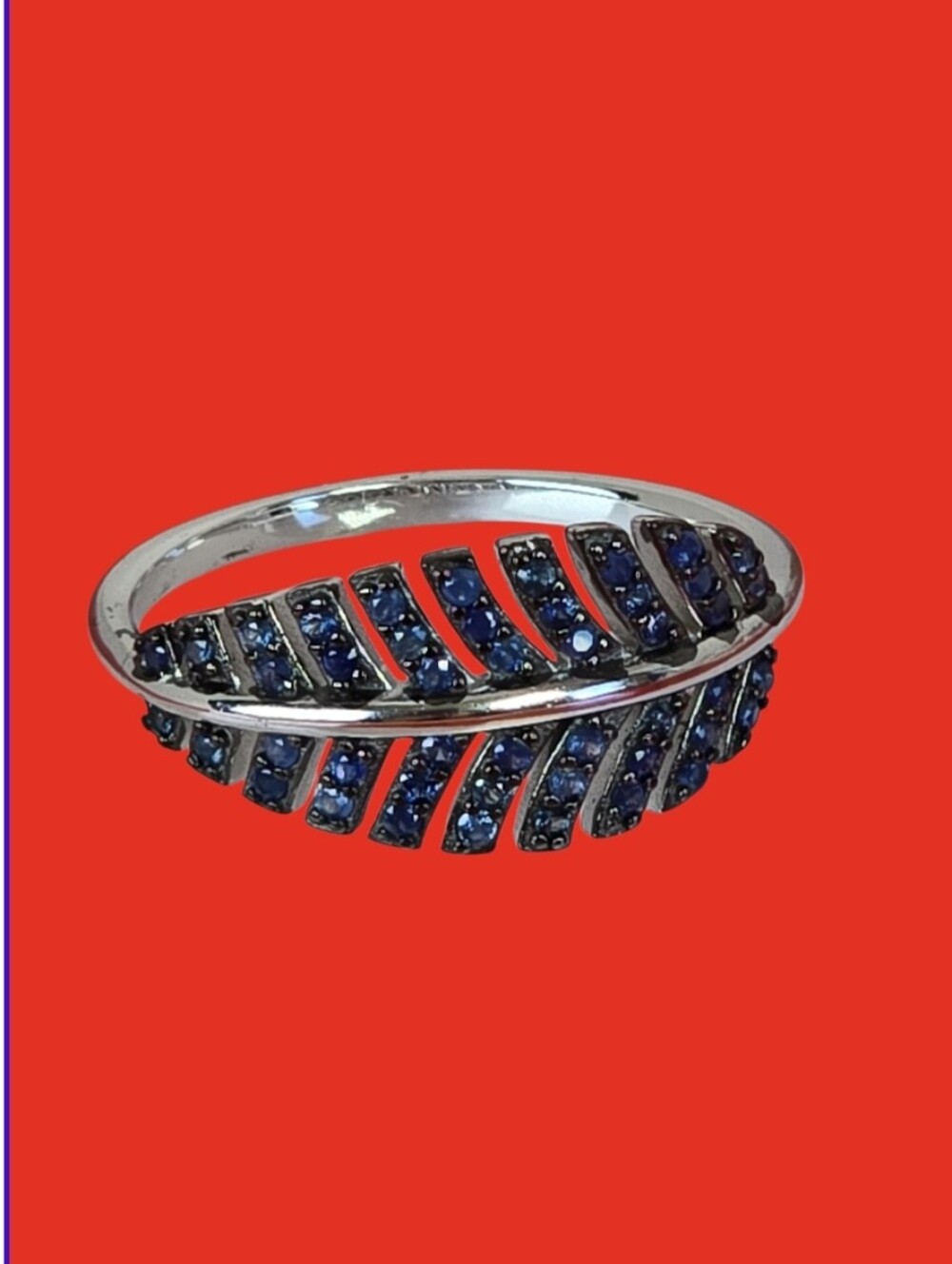 925 Sterling Silver Ring SZ 7.75 with Natural Sapphire